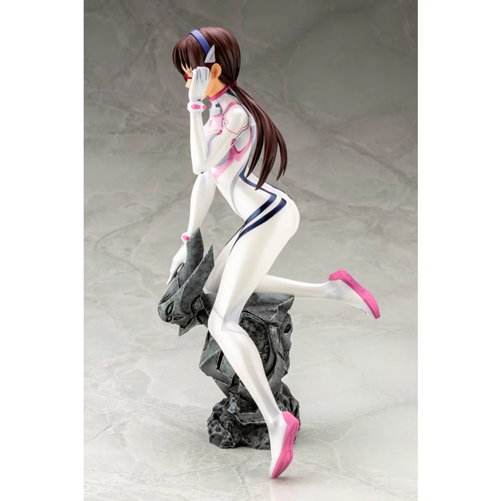 WHITE PLUGSUIT VER : MARI MAKINAMI – Image 5