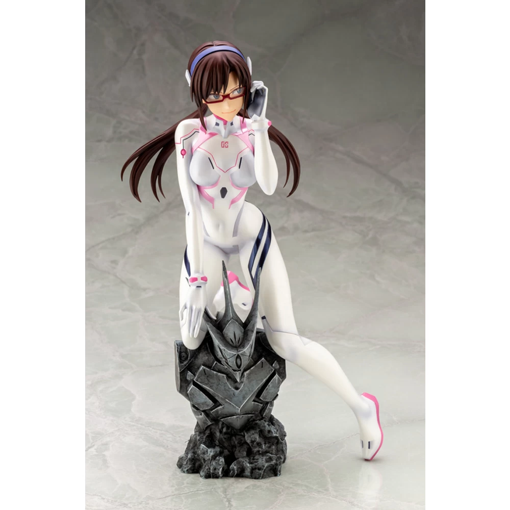 WHITE PLUGSUIT VER : MARI MAKINAMI – Image 2