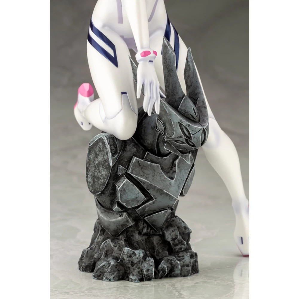 WHITE PLUGSUIT VER : MARI MAKINAMI – Image 12