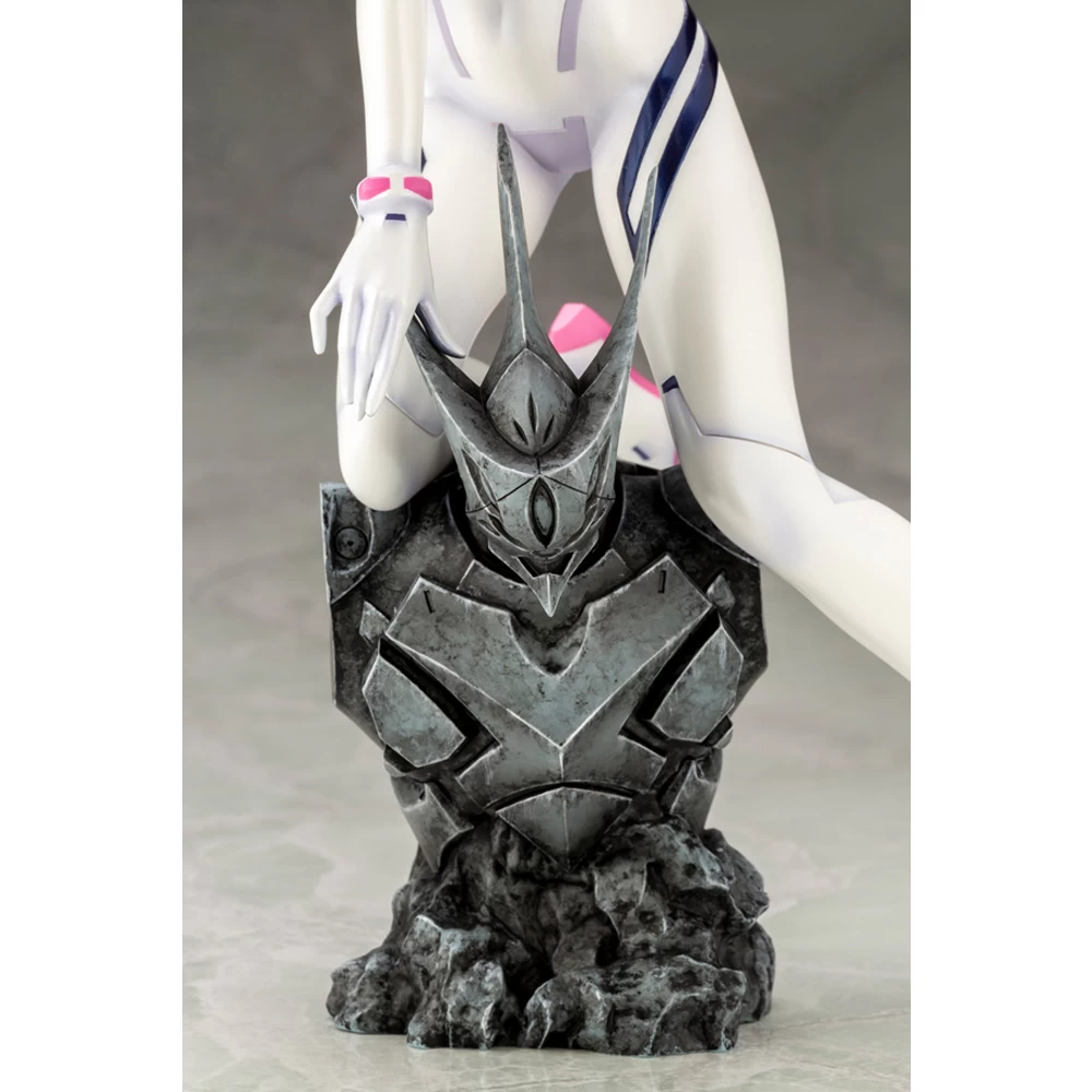 WHITE PLUGSUIT VER : MARI MAKINAMI – Image 11